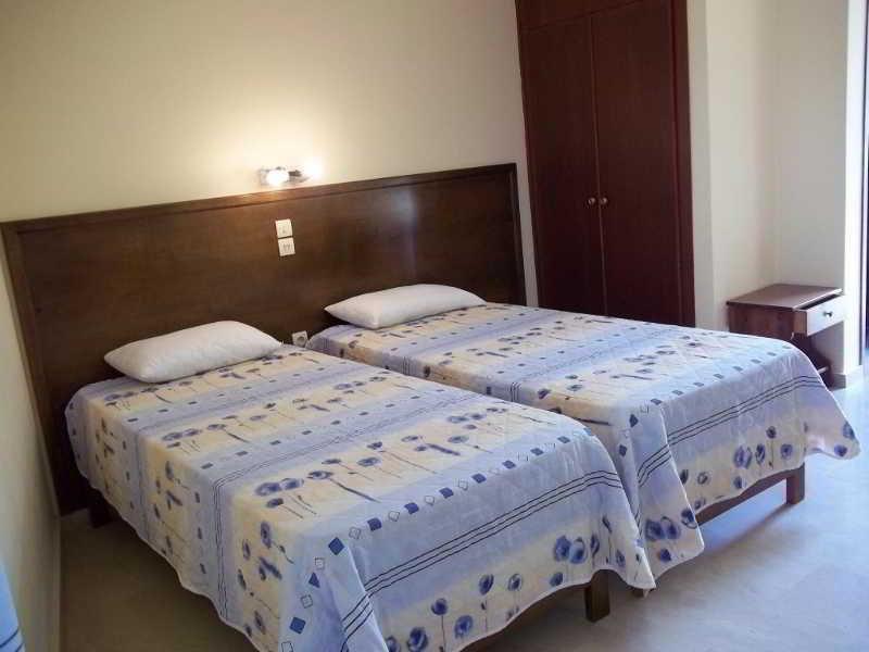 Toula's Sidari (Corfu)